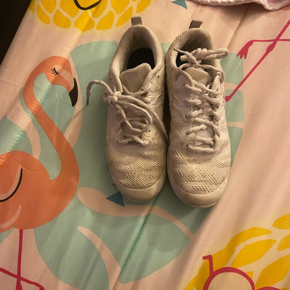 Varsity cheer sneakers
